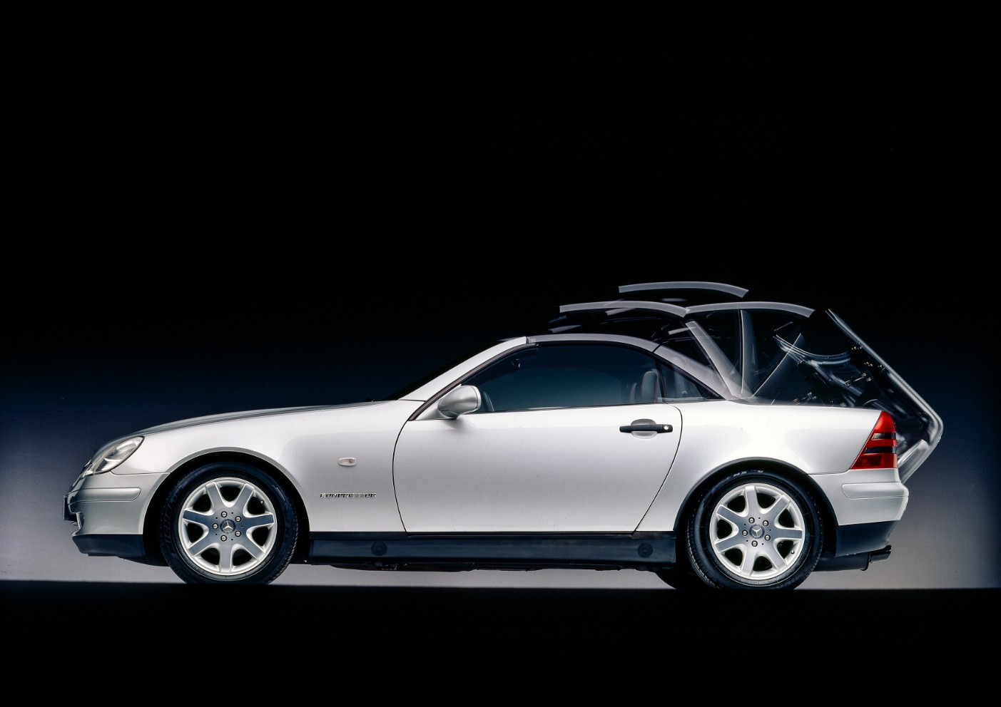 Mercedes-Benz-SLK-Baureihe-R-170_copy_1403x992