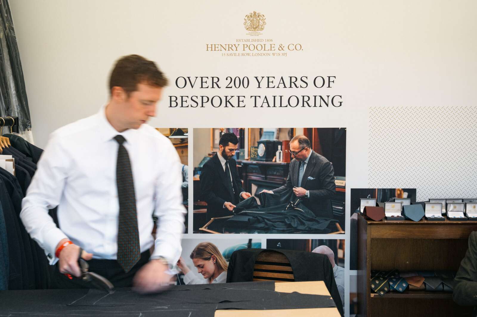 Schneiderarbeiten von Henry Poole & Co auf dem Concours