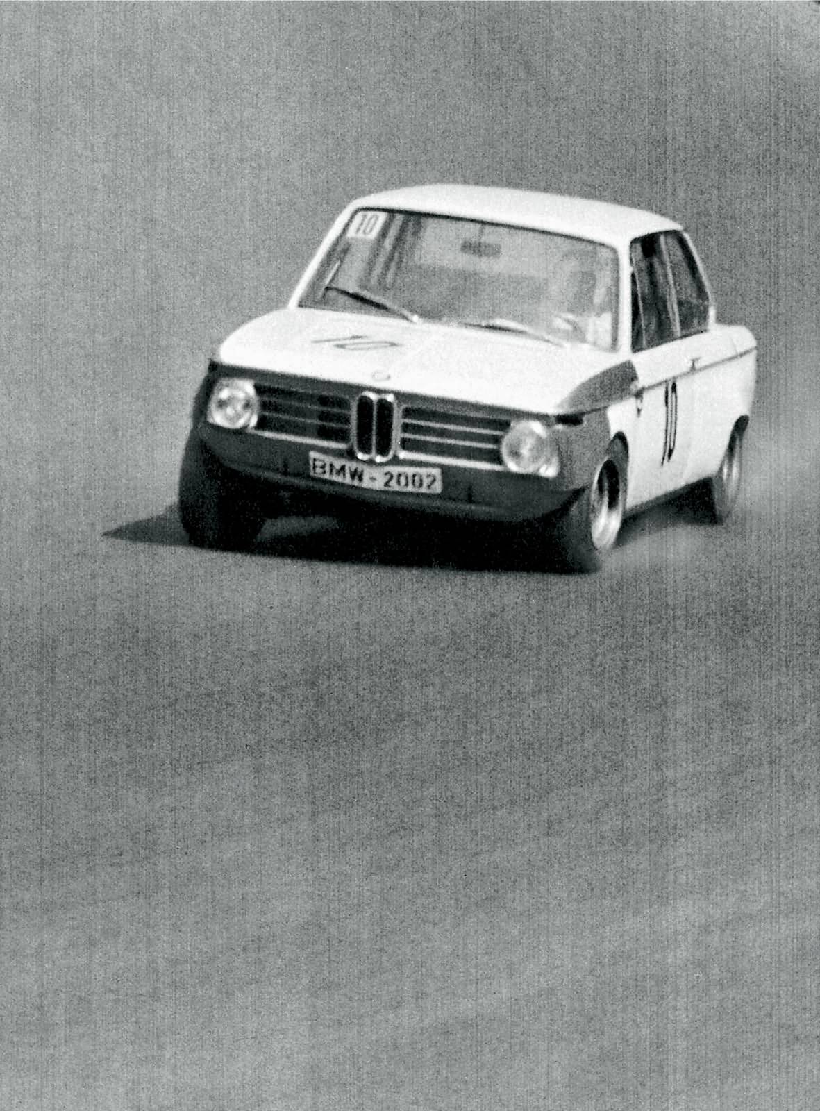 BMW 2002 am Nürburgring 1968